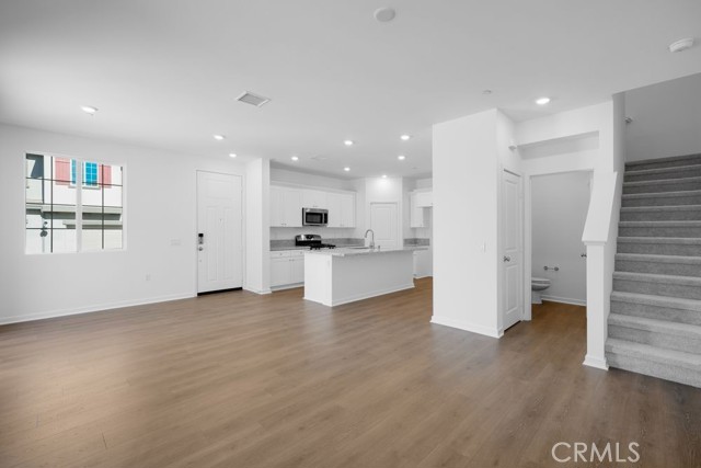 32879 Manhattan Avenue ~ Ready Now