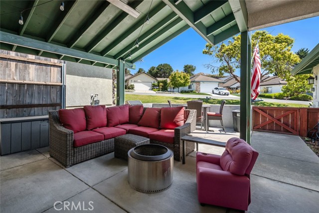 Detail Gallery Image 4 of 26 For 411 Spanish Moss Ln, Arroyo Grande,  CA 93420 - 3 Beds | 2 Baths