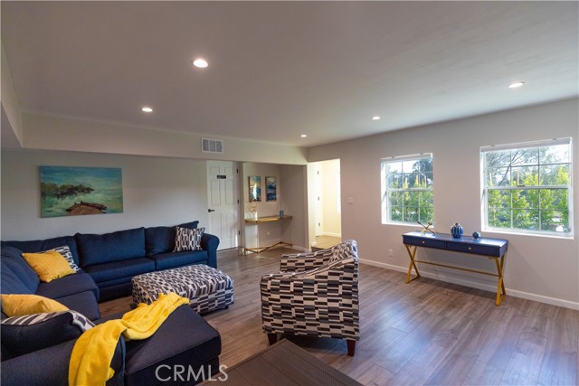 Image 3 for 12352 Woodley Ave, Granada Hills, CA 91344
