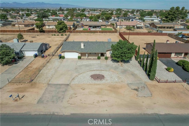 Detail Gallery Image 2 of 23 For 11540 Mohawk Rd, Apple Valley,  CA 92308 - 3 Beds | 2 Baths