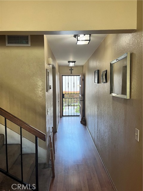 Front hallway entry