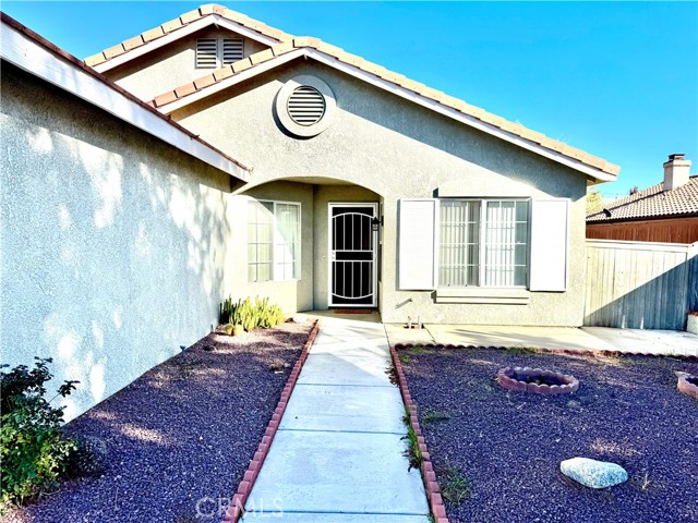 Detail Gallery Image 16 of 26 For 12709 Gaines, Victorville,  CA 92392 - 3 Beds | 2 Baths