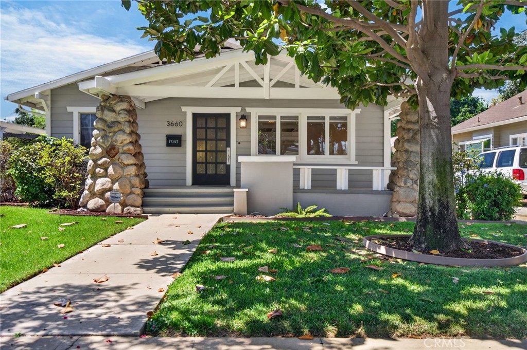 SingleFamilyResidence at 3660 Linwood