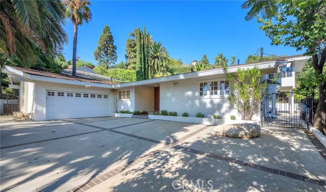 5368 Ocean View Blvd, La Canada Flintridge, CA 91011