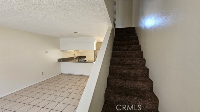 1140 Cero Court, Redlands CA: https://media.crmls.org/medias/d642639d-7db0-4be8-a432-59f7d1a029b8.jpg