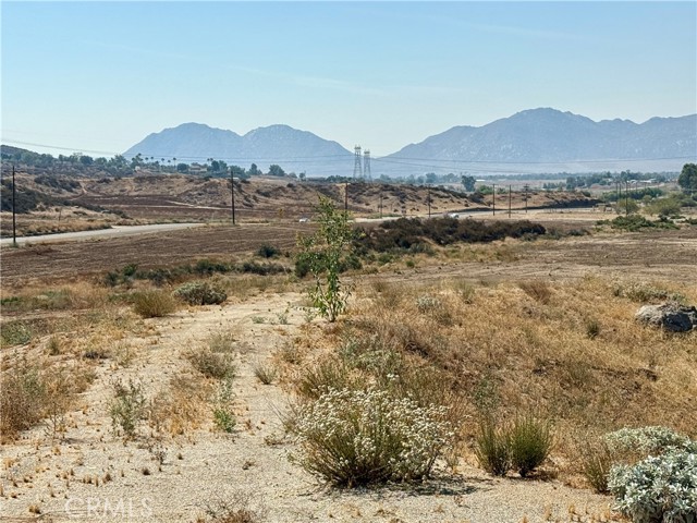 25 Juniper flats road, Nuevo CA: https://media.crmls.org/medias/d6428c0c-6480-43eb-b02d-9e05bdf16411.jpg