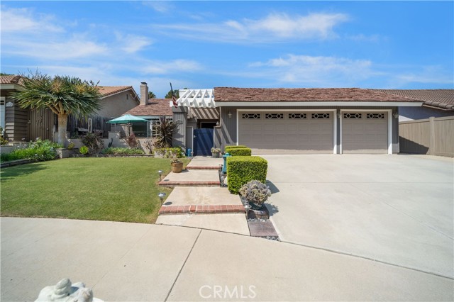 Detail Gallery Image 1 of 1 For 122 North Roth Lane, Orange,  CA 92869 - 3 Beds | 2 Baths