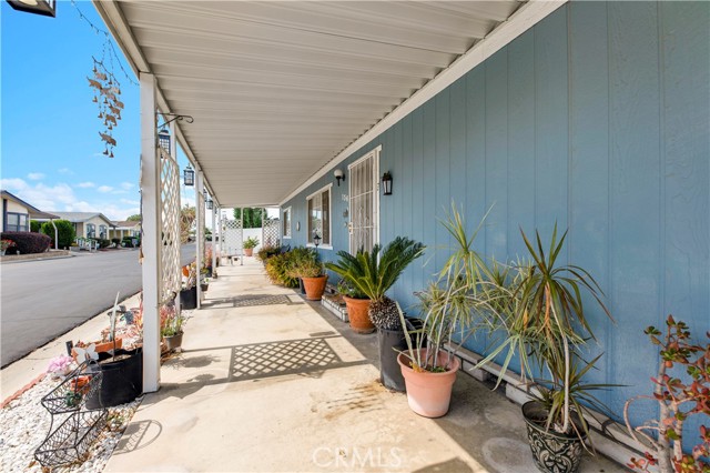 24600 Mountain, Hemet CA: https://media.crmls.org/medias/d64387cf-66e4-45fc-a586-0021a0f61f25.jpg