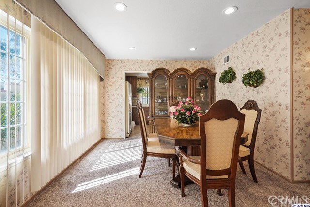 2433 Burlingham Place photo 7