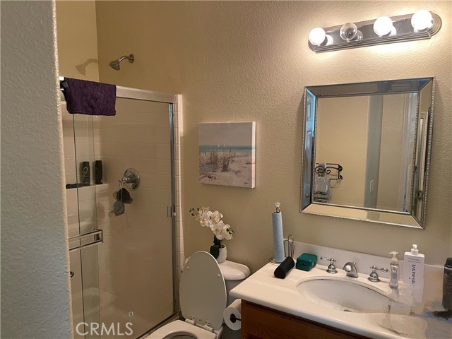 14105 Almond Grove Court, Eastvale CA: https://media.crmls.org/medias/d643d7fe-82e2-4627-b32c-e83b995f623c.jpg