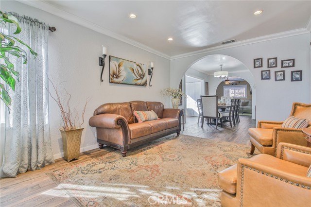 Detail Gallery Image 6 of 48 For 12107 Arlee, Norwalk,  CA 90650 - 3 Beds | 2/1 Baths