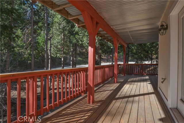 Detail Gallery Image 28 of 31 For 145 Birchwood, Lake Arrowhead,  CA 92352 - 3 Beds | 2/1 Baths