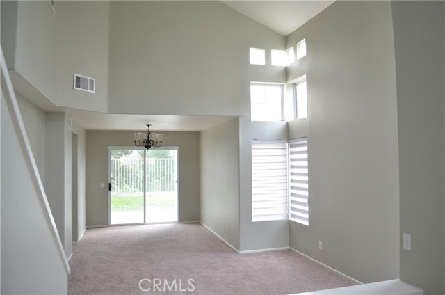 Detail Gallery Image 10 of 22 For 323 S Larkwood St, Anaheim Hills,  CA 92808 - 4 Beds | 2/1 Baths