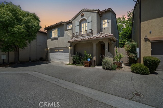 Detail Gallery Image 1 of 35 For 16741 Tim Ln, Van Nuys,  CA 91406 - 4 Beds | 3 Baths