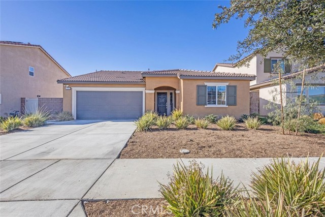 Detail Gallery Image 1 of 28 For 1221 Regency Ave, Hemet,  CA 92543 - 3 Beds | 2 Baths