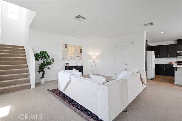 Detail Gallery Image 14 of 51 For 2890 S via Belamaria, Ontario,  CA 91762 - 4 Beds | 2/1 Baths