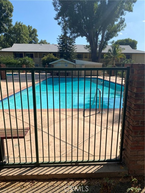 8105 Canby Avenue, 2 photo 8