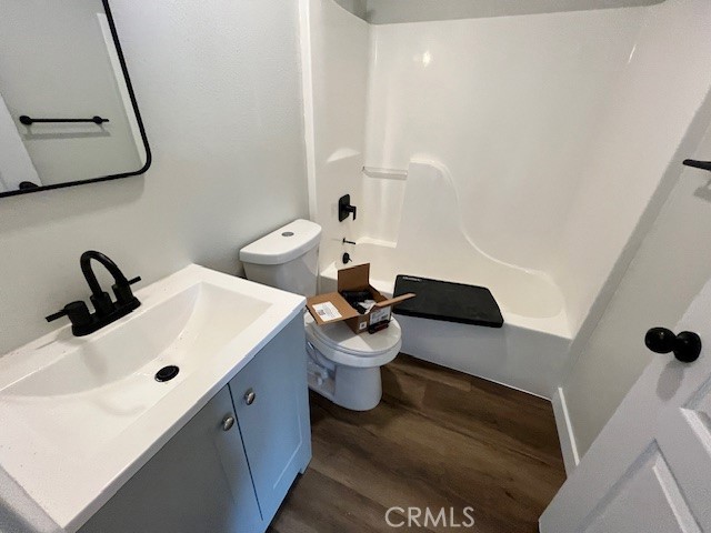 Detail Gallery Image 4 of 12 For 1004 S Riverside Ave #C-3,  Rialto,  CA 92376 - 3 Beds | 2/1 Baths