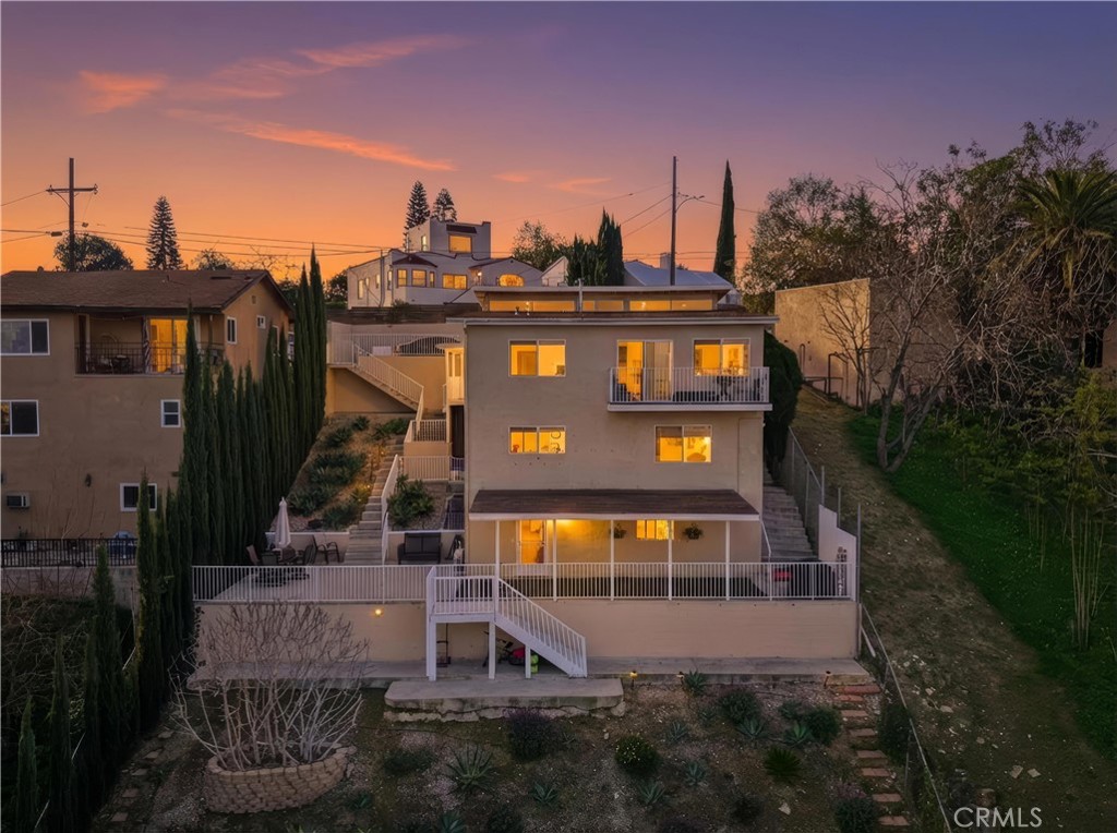 3873 Dwiggins Street