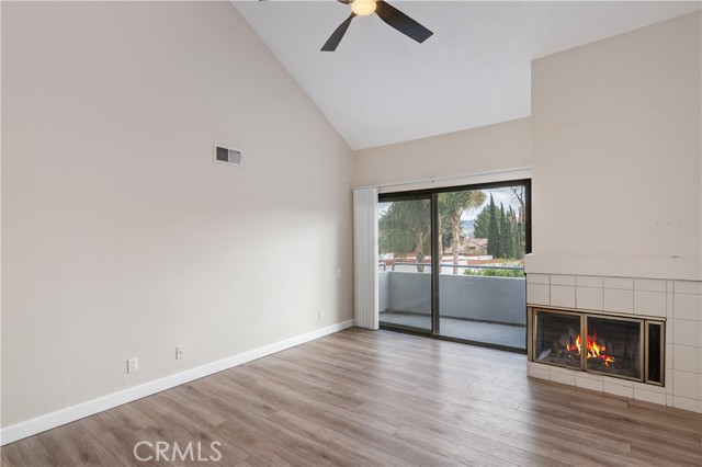 1190 Tivoli Lane, 206 photo 4