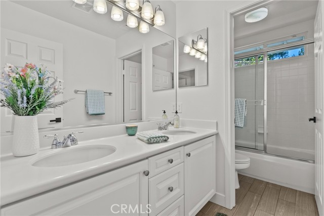 Detail Gallery Image 39 of 75 For 27605 Harwick, Valencia,  CA 91354 - 4 Beds | 4 Baths