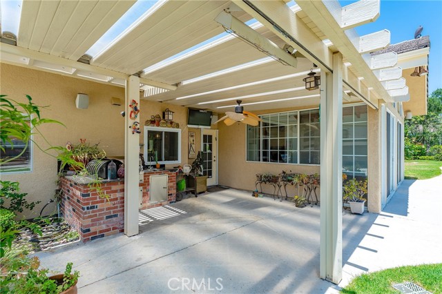 22501 Marilla Street, Chatsworth CA: https://media.crmls.org/medias/d649c950-f5aa-4af6-b651-d0c512d49029.jpg