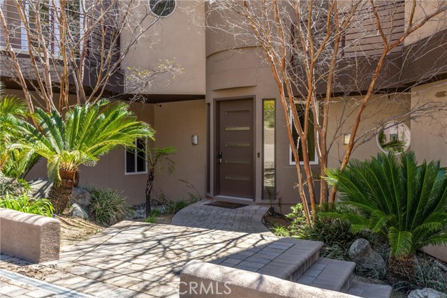Image 2 of 74 For 10320 Snowdrop Road