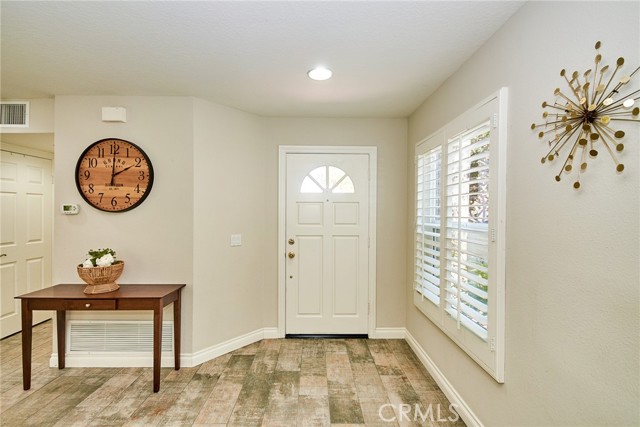19 Las Cruces, Irvine CA: https://media.crmls.org/medias/d64b0125-492f-4190-9886-10bda9b6ff11.jpg