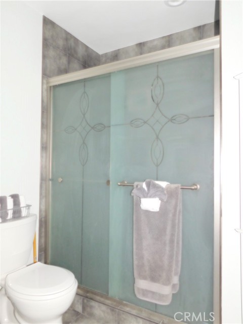 1319 S Downey Road, Los Angeles CA: https://media.crmls.org/medias/d64c0acc-c51f-49cb-971b-c128c7e65a1a.jpg