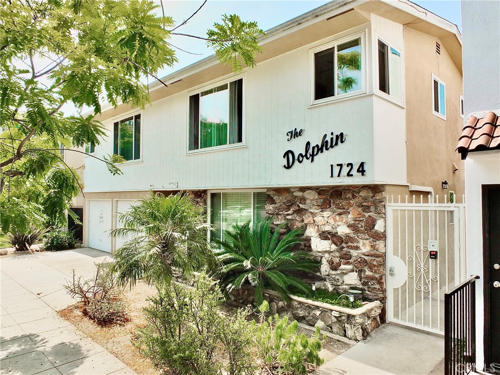 1724 E 1st Street #5A