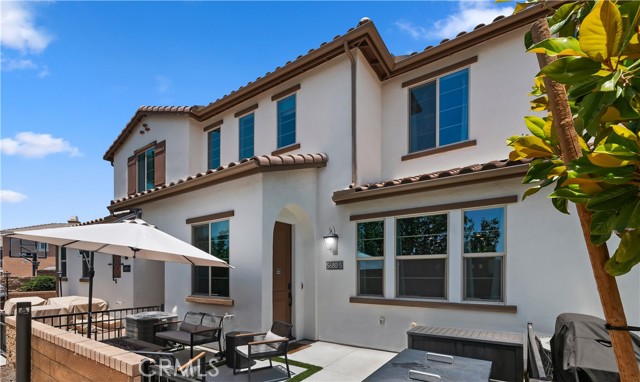 5680 Kate Way, Fontana CA: https://media.crmls.org/medias/d64cfd1f-606b-45fa-b9dc-1d9c1cb49ac4.jpg