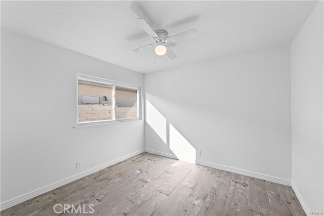 Detail Gallery Image 13 of 27 For 34 Mann St, Irvine,  CA 92612 - 4 Beds | 2 Baths