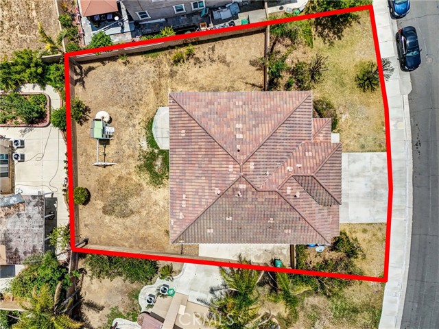 6556 Wells Springs Street, Eastvale CA: https://media.crmls.org/medias/d64dec8f-9e4e-4995-883c-1319e6c7268c.jpg