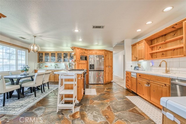 Detail Gallery Image 18 of 40 For 47587 Miami Highlands, Oakhurst,  CA 93644 - 3 Beds | 3 Baths