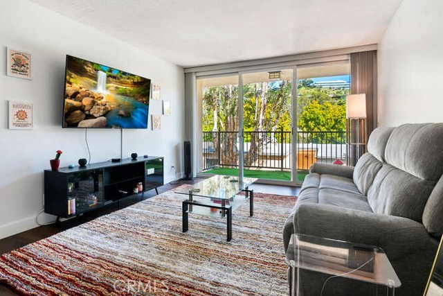 Detail Gallery Image 4 of 18 For 23901 Civic Center Way #233,  Malibu,  CA 90265 - 2 Beds | 2 Baths