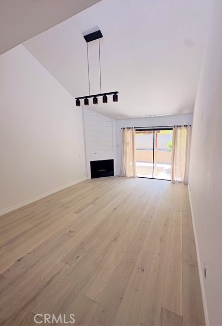 740 S Garfield Avenue, Monterey Park CA: https://media.crmls.org/medias/d64f7bea-0d79-4d7b-8064-d61c6b953523.jpg