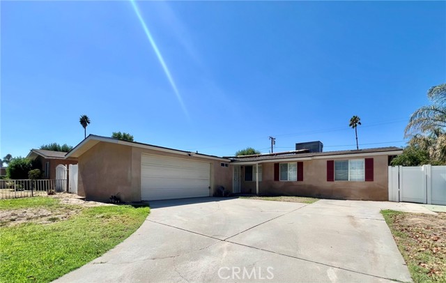 Detail Gallery Image 1 of 26 For 3338 Vance St, Riverside,  CA 92504 - 4 Beds | 3 Baths