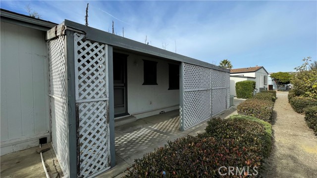 Detail Gallery Image 5 of 23 For 119 Poinsettia Gardens Dr #119,  Ventura,  CA 93004 - 2 Beds | 2 Baths