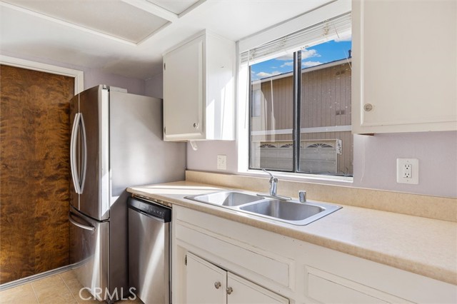 Detail Gallery Image 6 of 25 For 1624 Longbranch Ave, Grover Beach,  CA 93433 - 3 Beds | 2 Baths