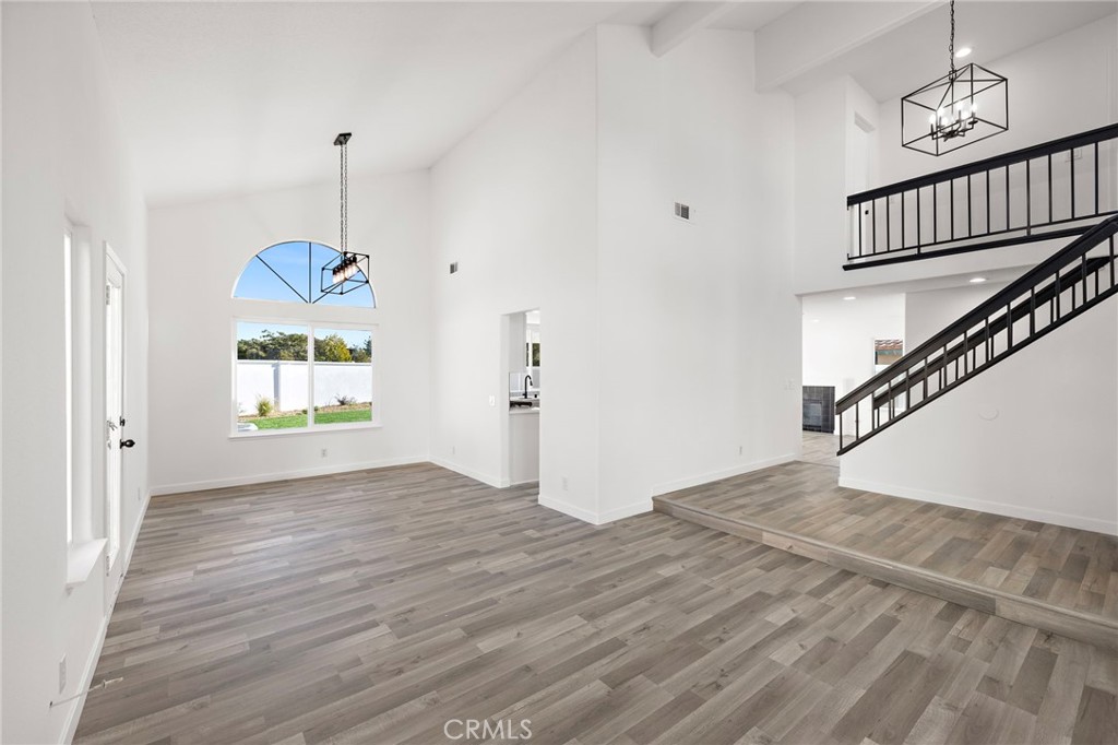 MLS #OC25270528 image #6