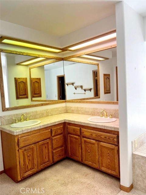 Detail Gallery Image 16 of 32 For 325 Canyon Rd, Pinon Hills,  CA 92372 - 3 Beds | 2 Baths