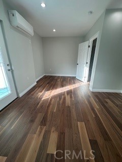 Detail Gallery Image 28 of 37 For 12402 Cumpston, Valley Village,  CA 91607 - 4 Beds | 4 Baths