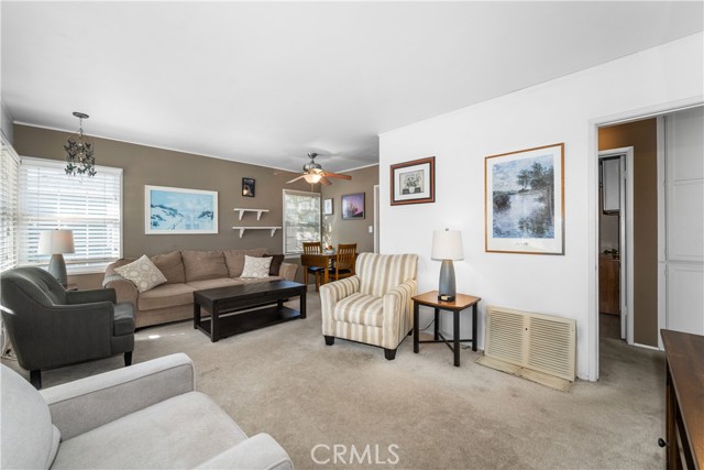 Detail Gallery Image 8 of 45 For 5815 E Oxholm, Long Beach,  CA 90808 - 3 Beds | 2 Baths