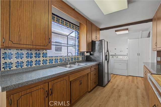 Detail Gallery Image 23 of 42 For 819 N. Maria, Redondo Beach,  CA 90277 - 3 Beds | 1 Baths