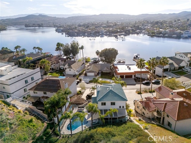 Detail Gallery Image 62 of 72 For 22391 San Joaquin, Canyon Lake,  CA 92587 - 4 Beds | 2/1 Baths