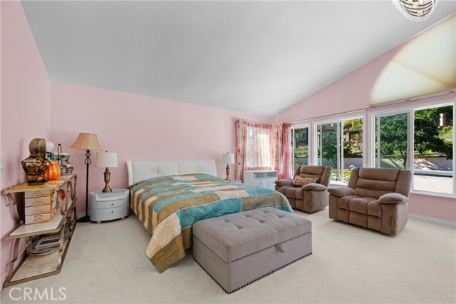 Detail Gallery Image 14 of 58 For 24301 Sunnycrest Ct, Diamond Bar,  CA 91765 - 4 Beds | 3/1 Baths