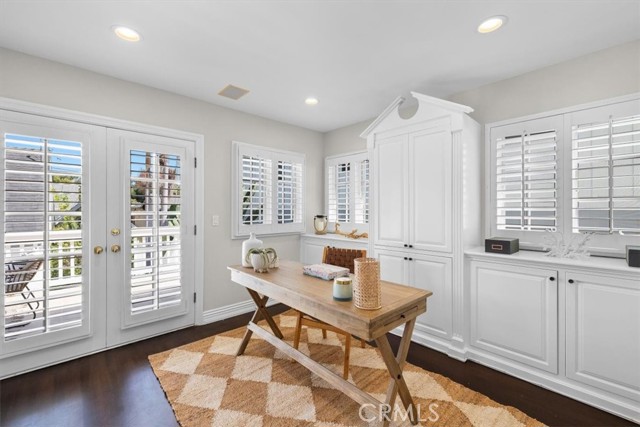 3108 Poinsettia Avenue, Manhattan Beach, California 90266, 3 Bedrooms Bedrooms, ,3 BathroomsBathrooms,Residential,Sold,Poinsettia,SB22192558