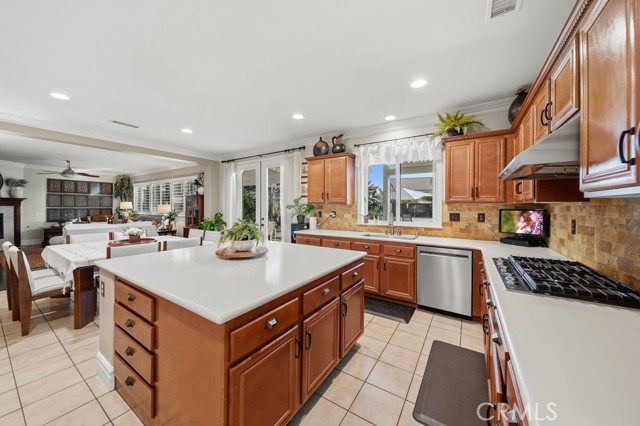 Image 15 of 51 For 32758 Lamtarra Loop