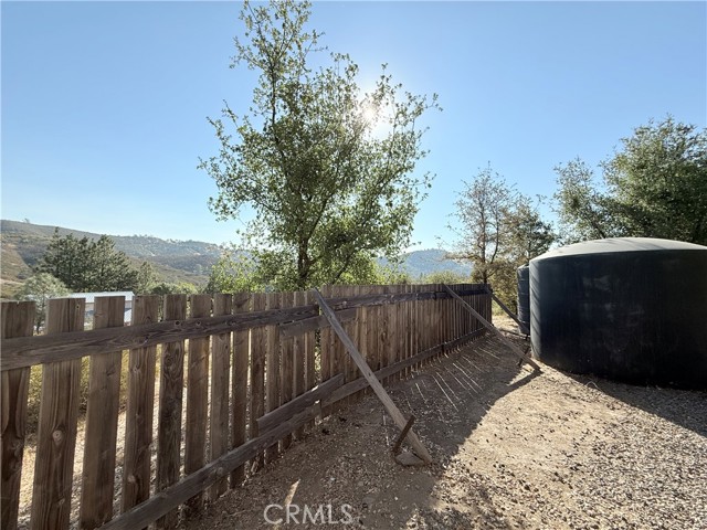 4943 Yaqui Gulch Road, Mariposa CA: https://media.crmls.org/medias/d657483d-f02e-4fb2-9220-61564dfd505e.jpg