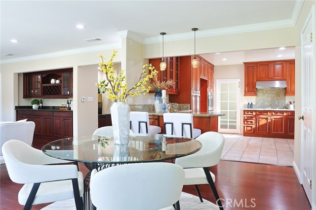 251 W Le Roy Avenue, Arcadia CA: https://media.crmls.org/medias/d65877af-6deb-4d23-93d1-2d31271da6de.jpg